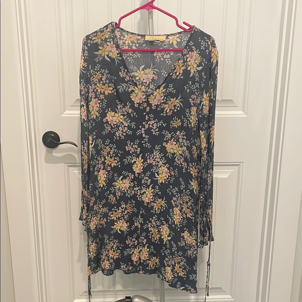 Floral V-Neck Women's Top